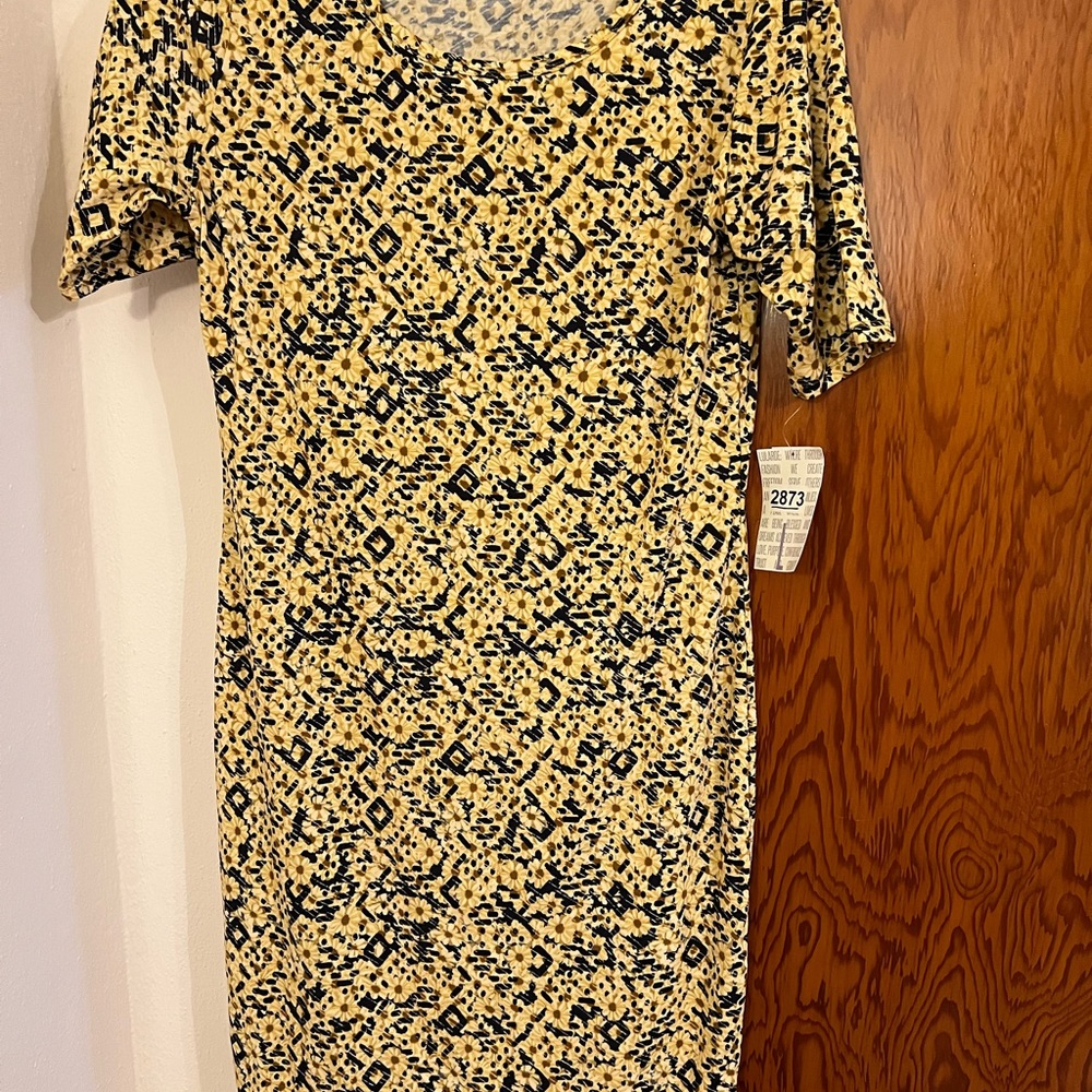 LuLaRoe large Julia Yellow